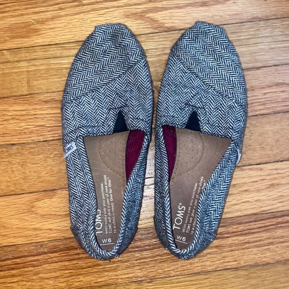 Herringbone TOMS - Picture 1 of 9